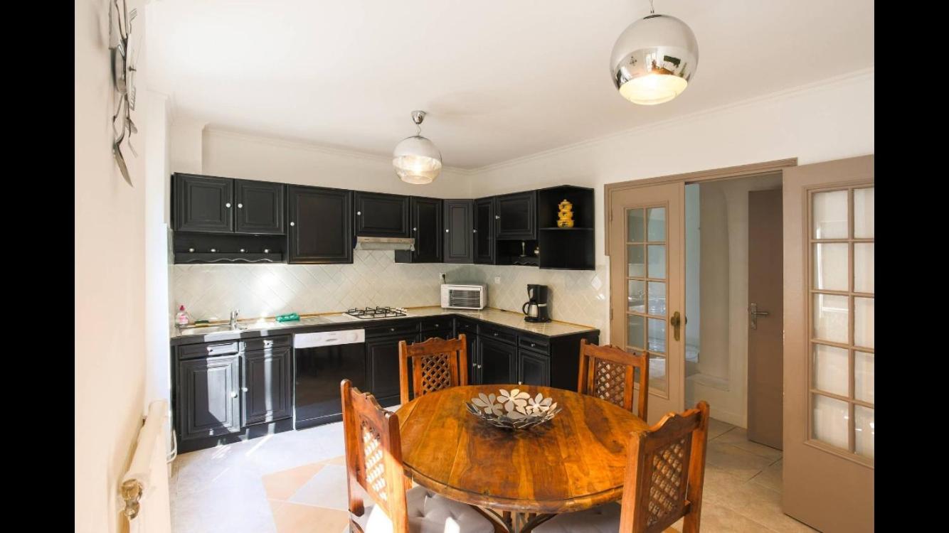 Villa Laetitia - Appt De Charme Avec Parking - Nice Nord المظهر الخارجي الصورة