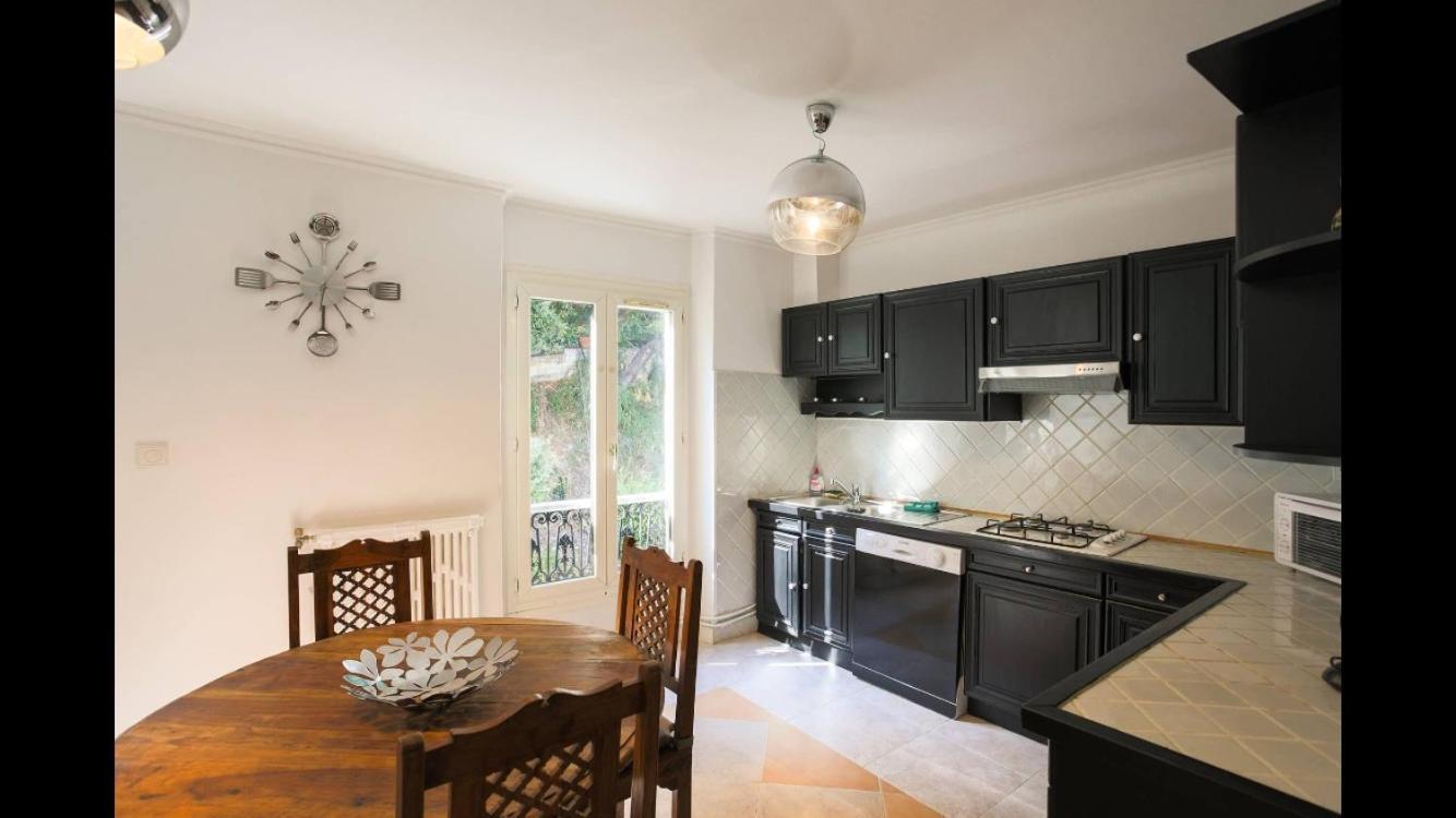 Villa Laetitia - Appt De Charme Avec Parking - Nice Nord المظهر الخارجي الصورة
